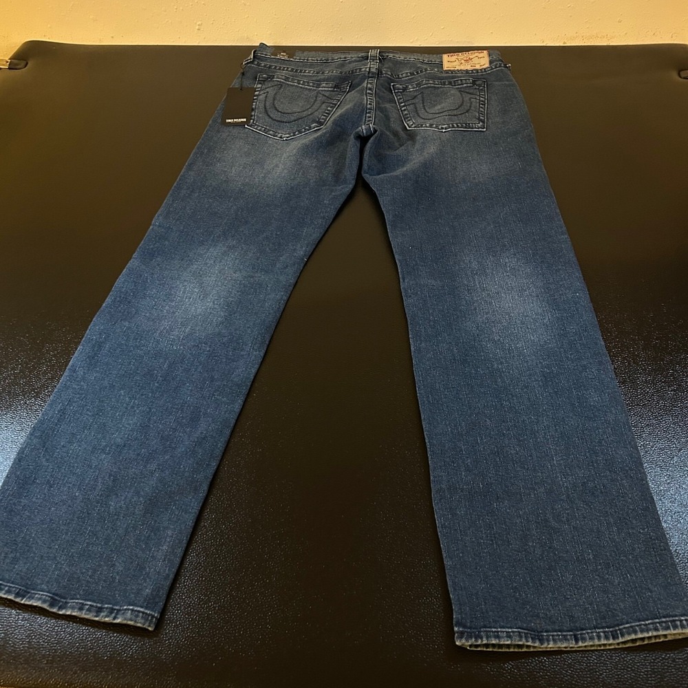 True Religion Ricky Relaxed Straight Jeans Mens size 36x34 Blue Tidal Wash NWT